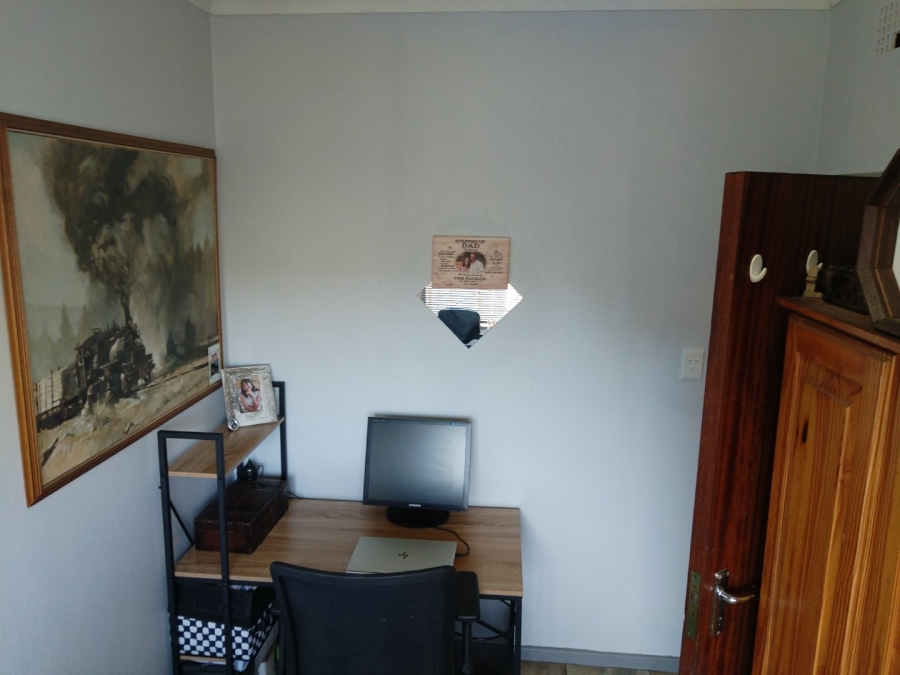 3 Bedroom Property for Sale in Noycedale Gauteng