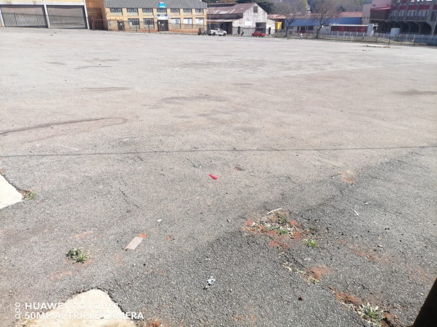  Bedroom Property for Sale in New Doornfontein Gauteng