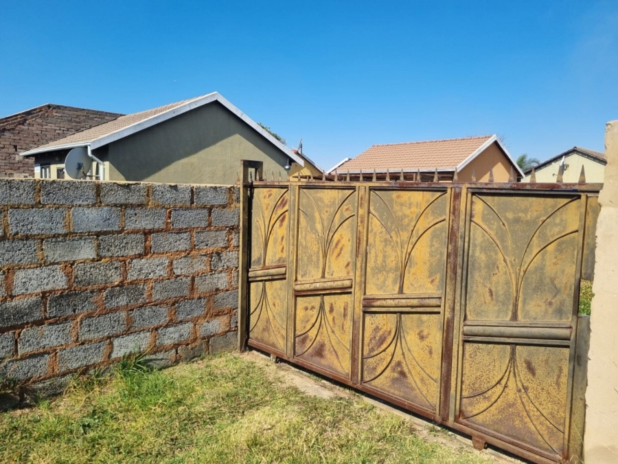 2 Bedroom Property for Sale in Windmill Park Gauteng