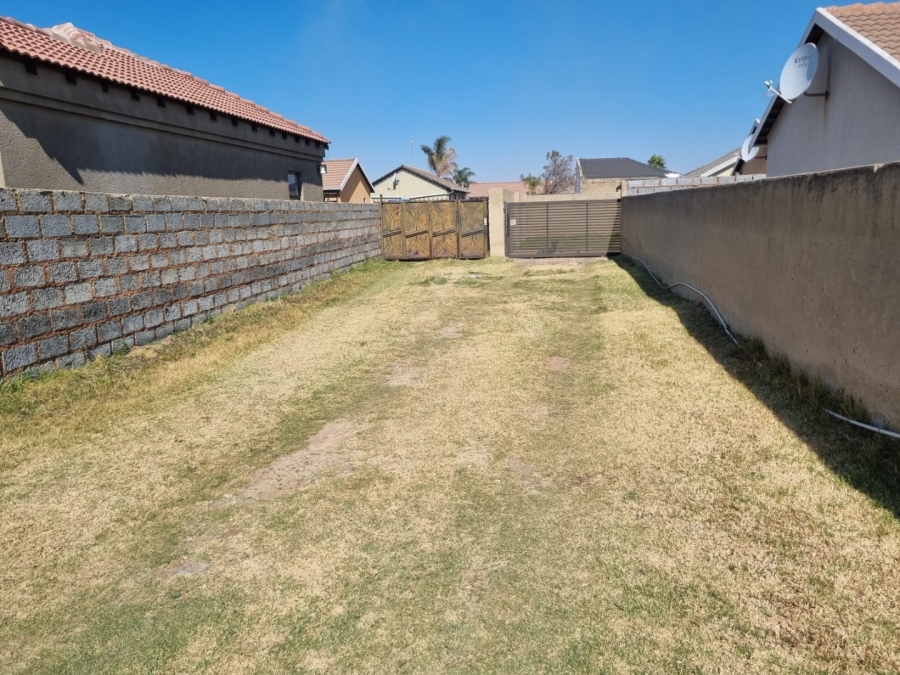 2 Bedroom Property for Sale in Windmill Park Gauteng