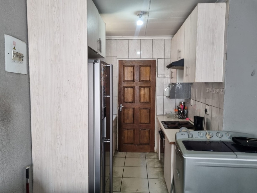 2 Bedroom Property for Sale in Windmill Park Gauteng