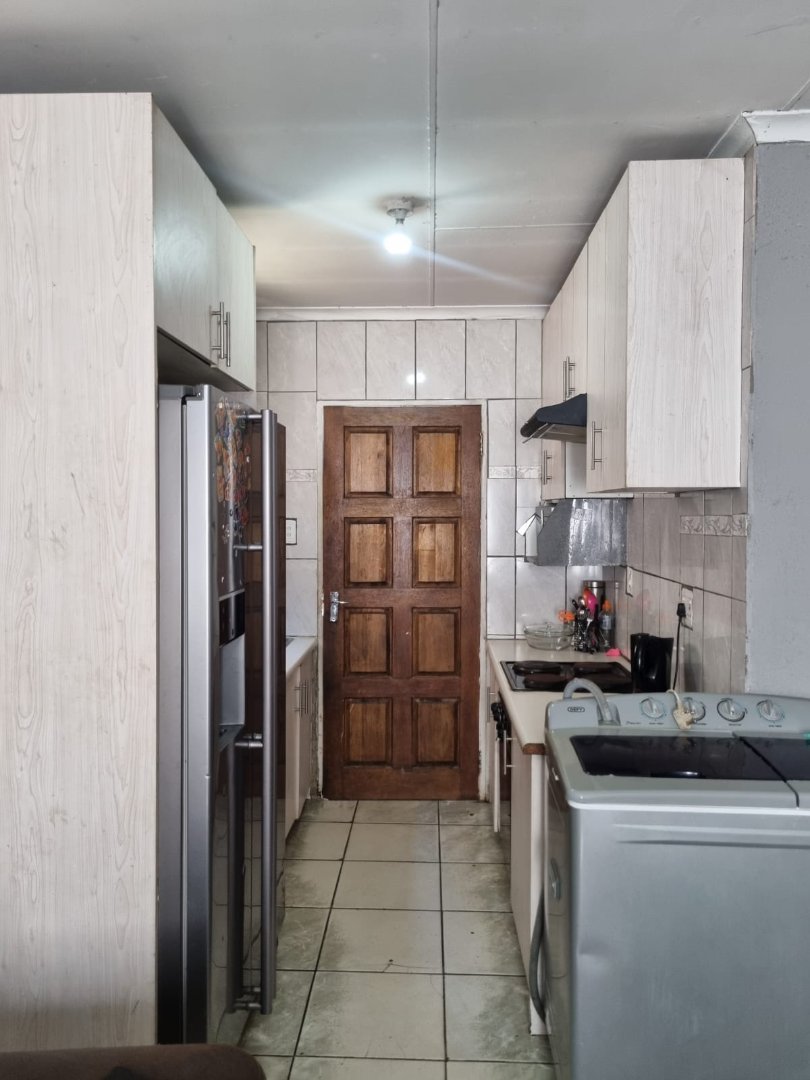 2 Bedroom Property for Sale in Windmill Park Gauteng