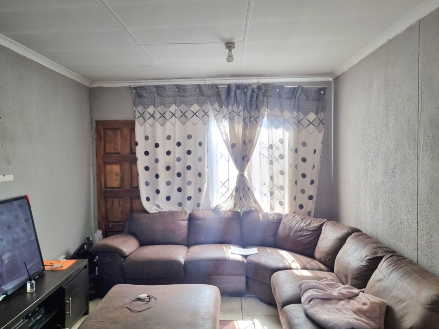 2 Bedroom Property for Sale in Windmill Park Gauteng