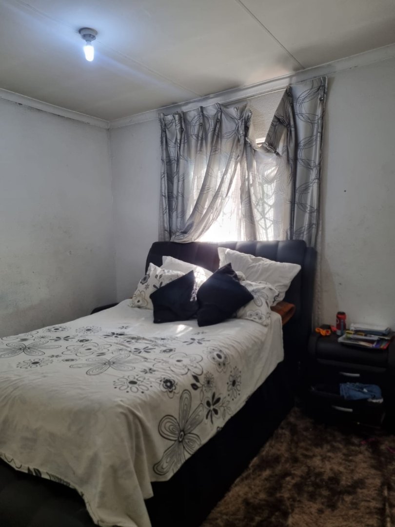 2 Bedroom Property for Sale in Windmill Park Gauteng