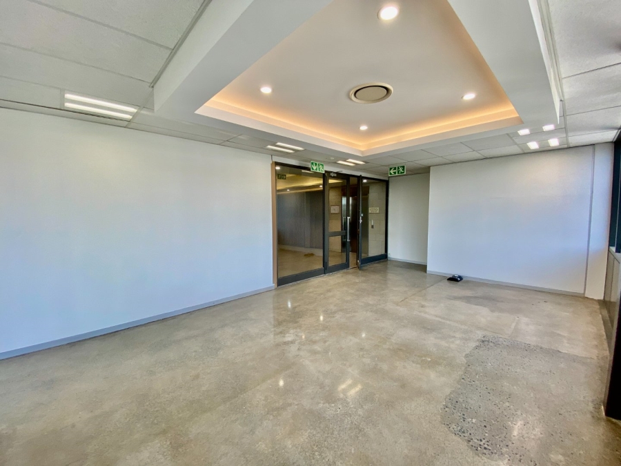 To Let Commercial Property for Rent in Magaliessig Gauteng