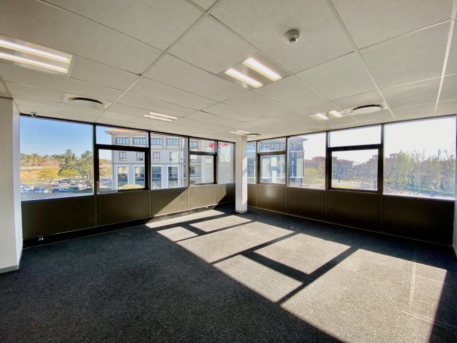 To Let Commercial Property for Rent in Magaliessig Gauteng