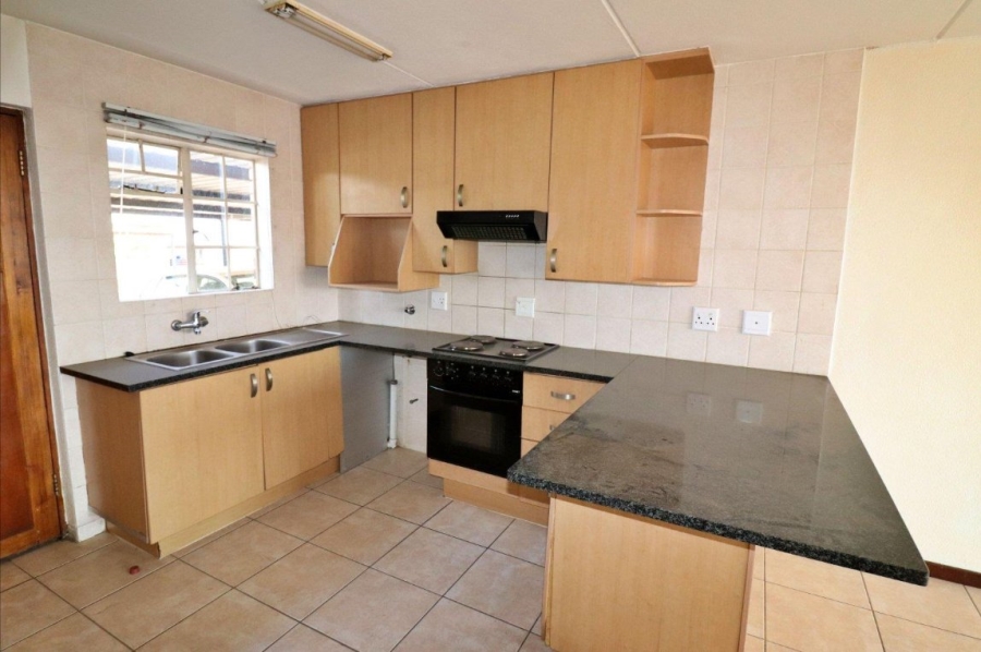 2 Bedroom Property for Sale in Primrose Hill Gauteng