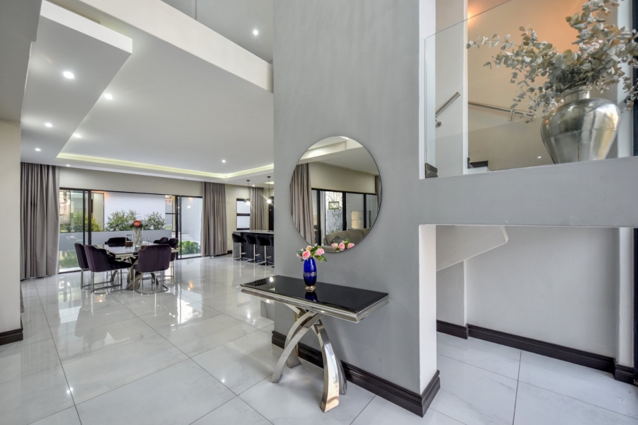 5 Bedroom Property for Sale in Lombardy Gauteng