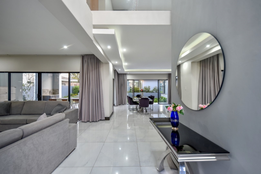 5 Bedroom Property for Sale in Lombardy Gauteng