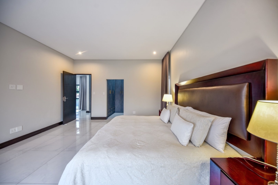 5 Bedroom Property for Sale in Lombardy Gauteng