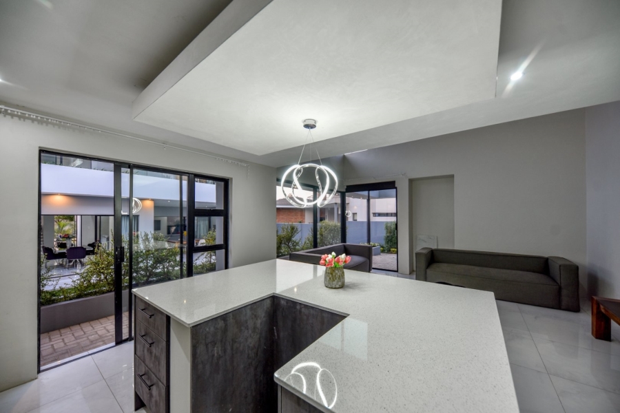 5 Bedroom Property for Sale in Lombardy Gauteng