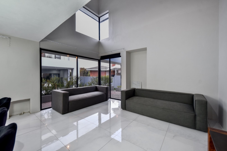5 Bedroom Property for Sale in Lombardy Gauteng