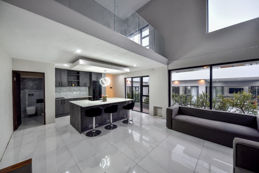 5 Bedroom Property for Sale in Lombardy Gauteng