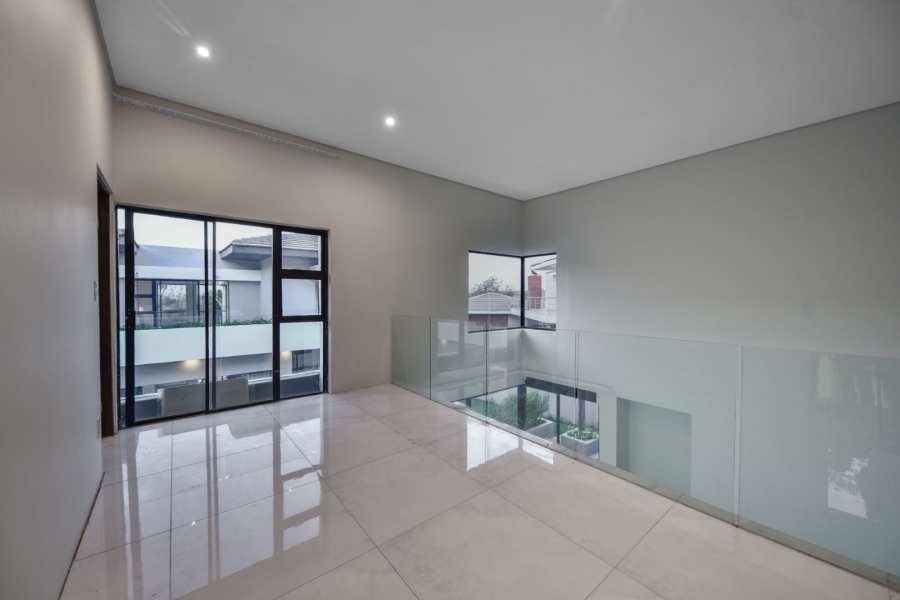 5 Bedroom Property for Sale in Lombardy Gauteng