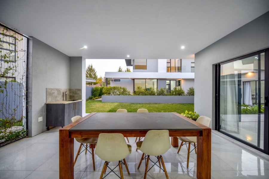 5 Bedroom Property for Sale in Lombardy Gauteng