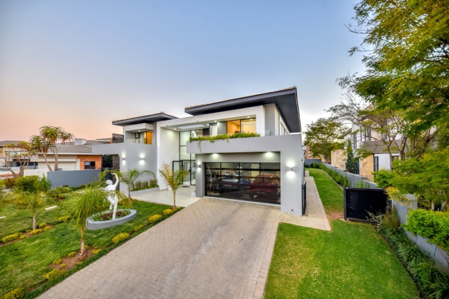 5 Bedroom Property for Sale in Lombardy Gauteng