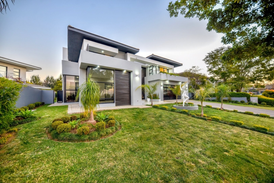 5 Bedroom Property for Sale in Lombardy Gauteng