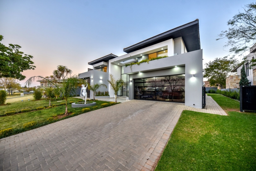 5 Bedroom Property for Sale in Lombardy Gauteng