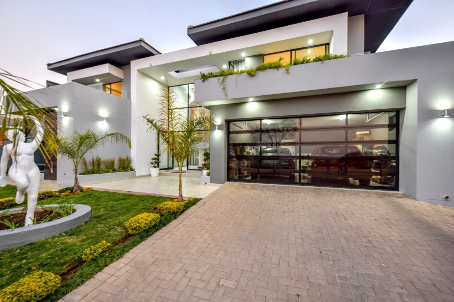 5 Bedroom Property for Sale in Lombardy Gauteng