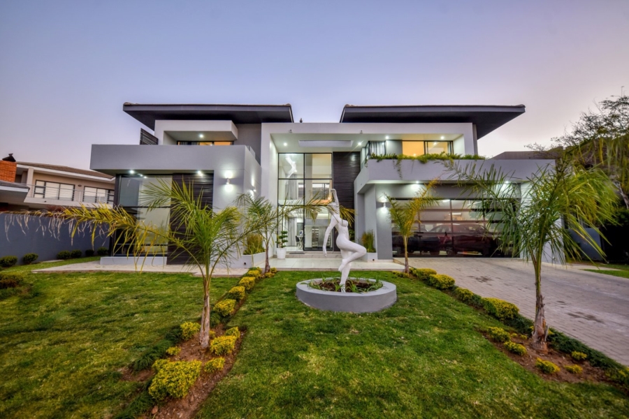 5 Bedroom Property for Sale in Lombardy Gauteng