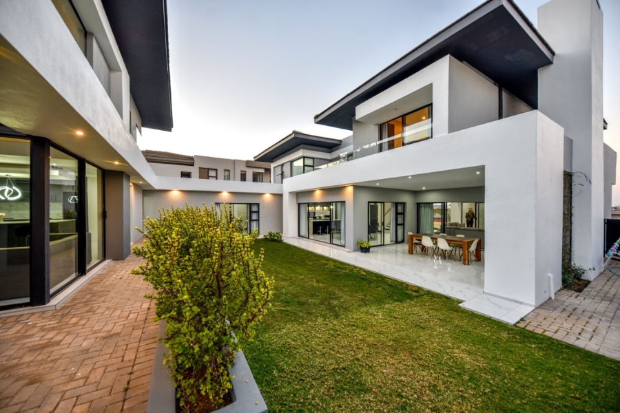 5 Bedroom Property for Sale in Lombardy Gauteng