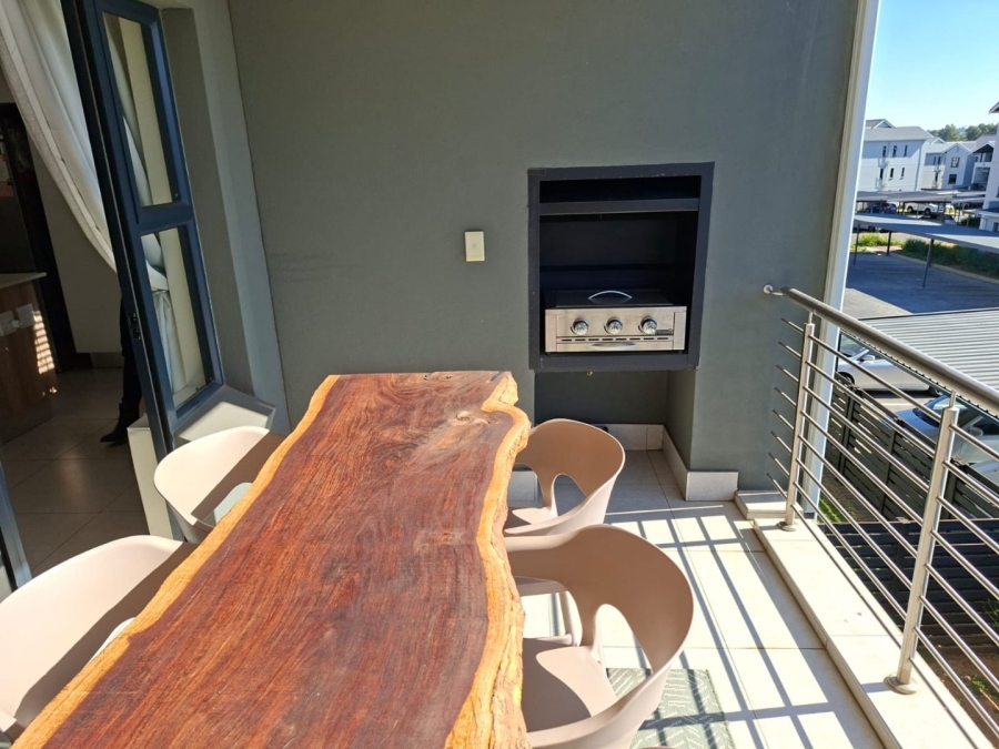 2 Bedroom Property for Sale in Longlake Gauteng