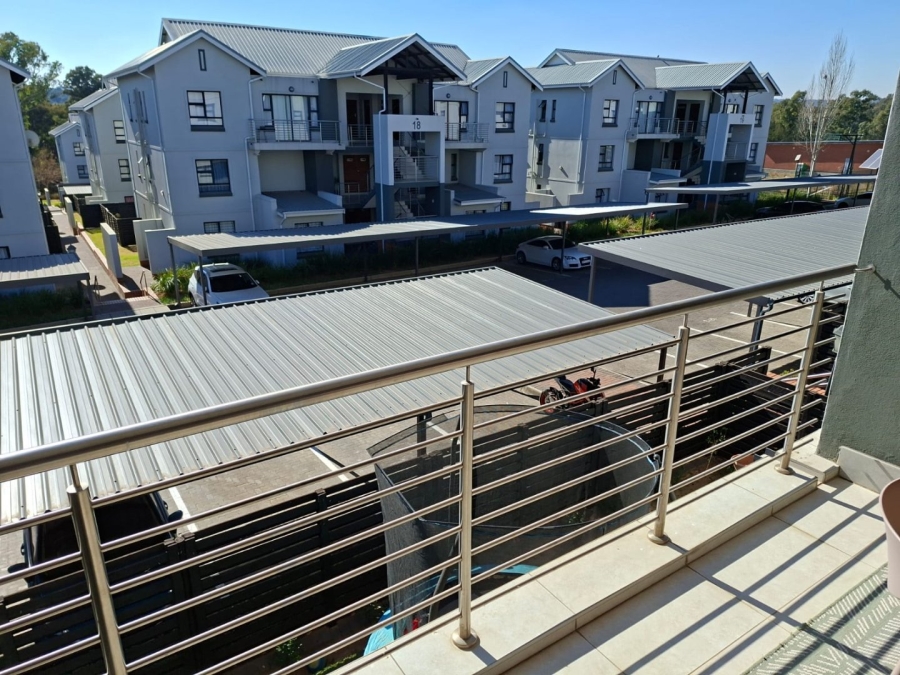 2 Bedroom Property for Sale in Longlake Gauteng