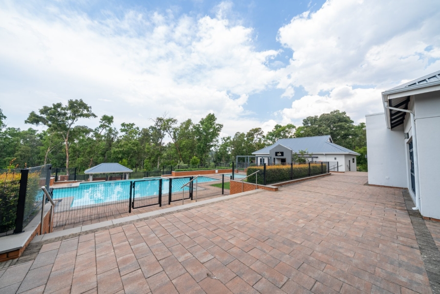 2 Bedroom Property for Sale in Longlake Gauteng