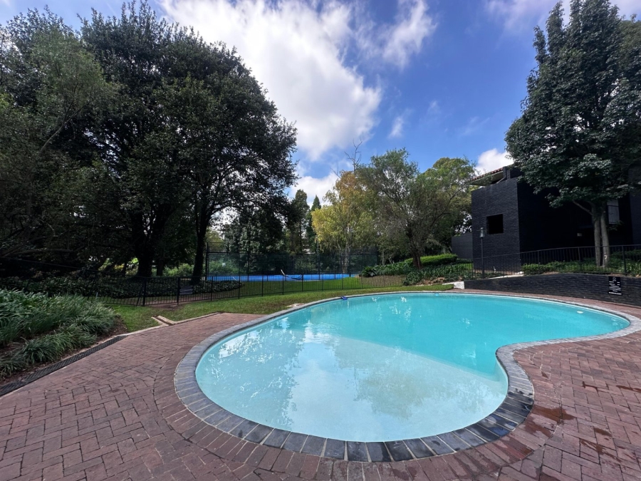 1 Bedroom Property for Sale in Bedfordview Gauteng