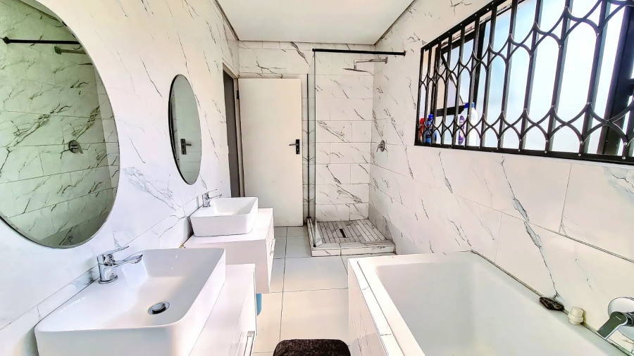 4 Bedroom Property for Sale in Dalpark Ext 11 Gauteng