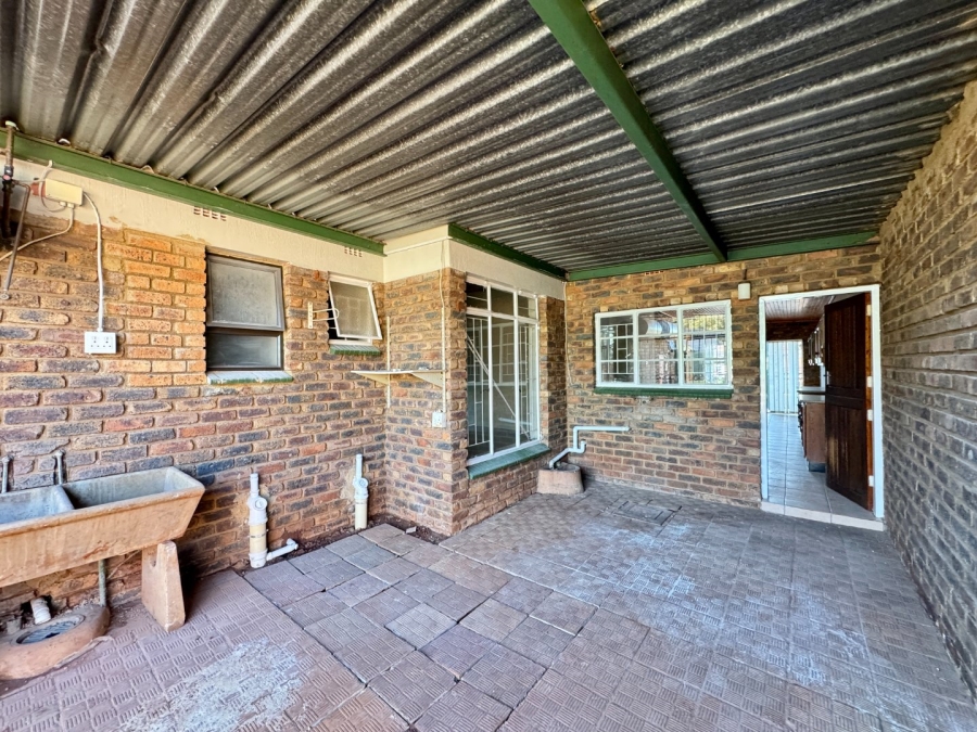 To Let 3 Bedroom Property for Rent in Doringkloof Gauteng