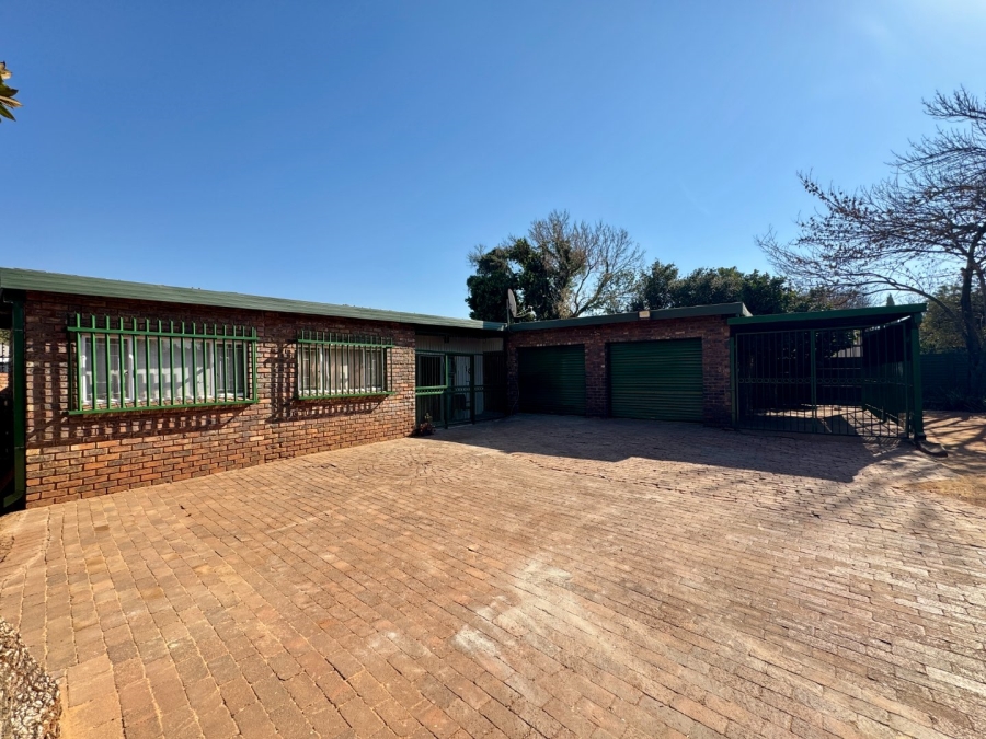 To Let 3 Bedroom Property for Rent in Doringkloof Gauteng