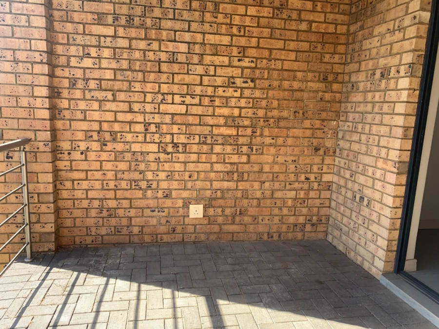 To Let 2 Bedroom Property for Rent in Kyalami Ah Gauteng