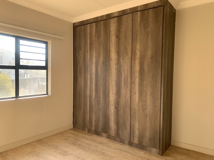 To Let 2 Bedroom Property for Rent in Kyalami Ah Gauteng