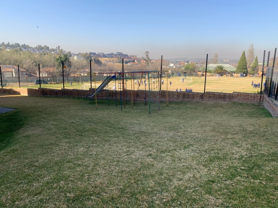 To Let 2 Bedroom Property for Rent in Kyalami Ah Gauteng