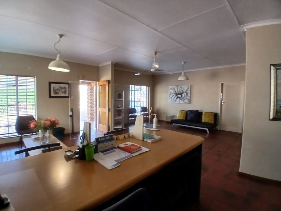 To Let Commercial Property for Rent in Waterkloof Gauteng