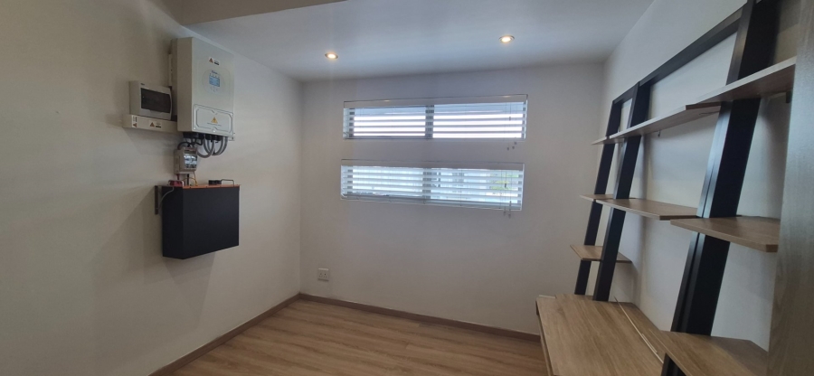 To Let 2 Bedroom Property for Rent in Morningside Gauteng