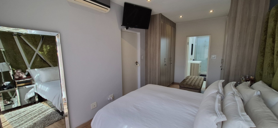To Let 2 Bedroom Property for Rent in Morningside Gauteng