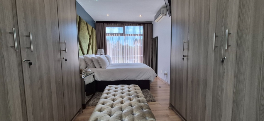 To Let 2 Bedroom Property for Rent in Morningside Gauteng