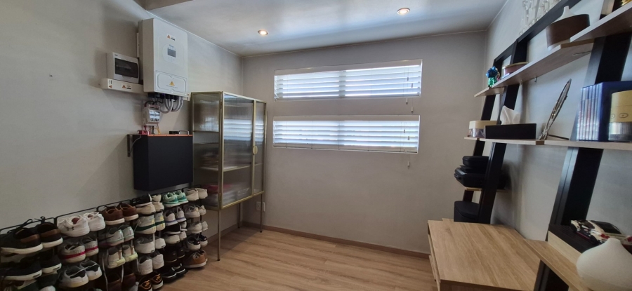 To Let 2 Bedroom Property for Rent in Morningside Gauteng