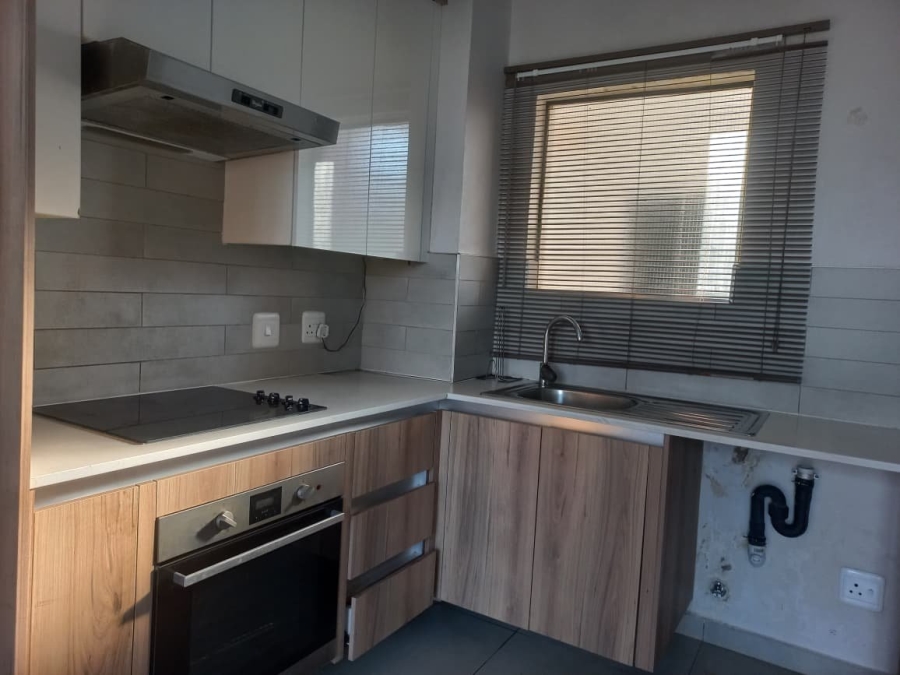 To Let 1 Bedroom Property for Rent in Paradiso Gauteng