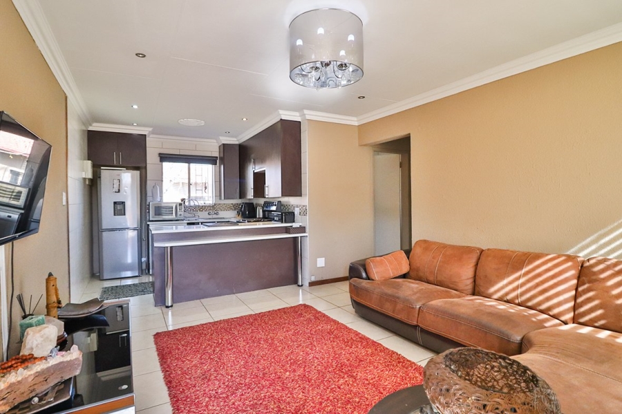 3 Bedroom Property for Sale in Lakefield Gauteng