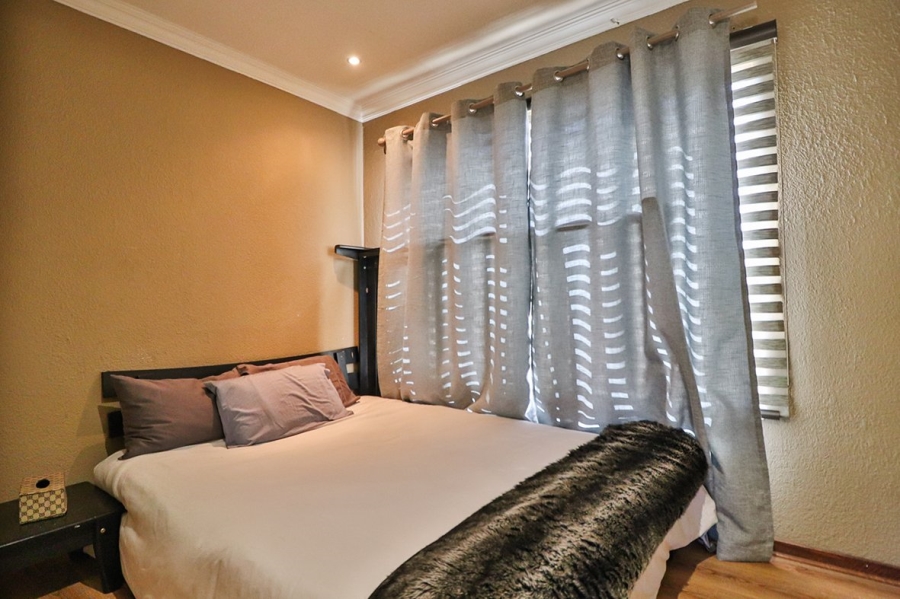 3 Bedroom Property for Sale in Lakefield Gauteng