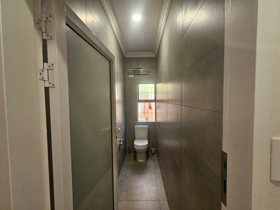 3 Bedroom Property for Sale in Waterkloof Gauteng
