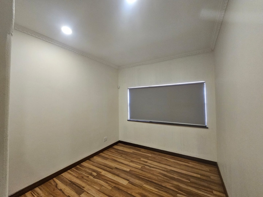 3 Bedroom Property for Sale in Waterkloof Gauteng