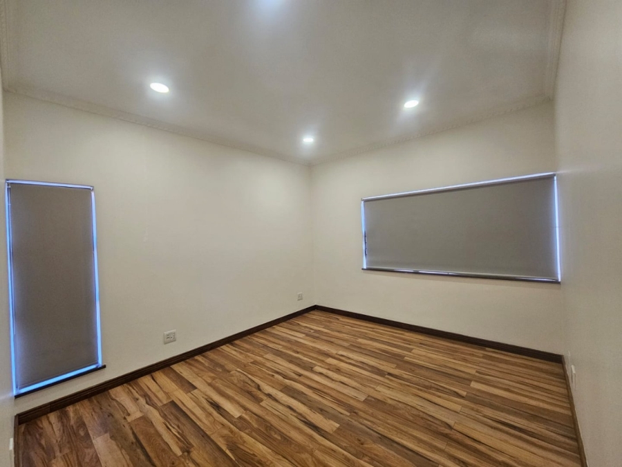 3 Bedroom Property for Sale in Waterkloof Gauteng
