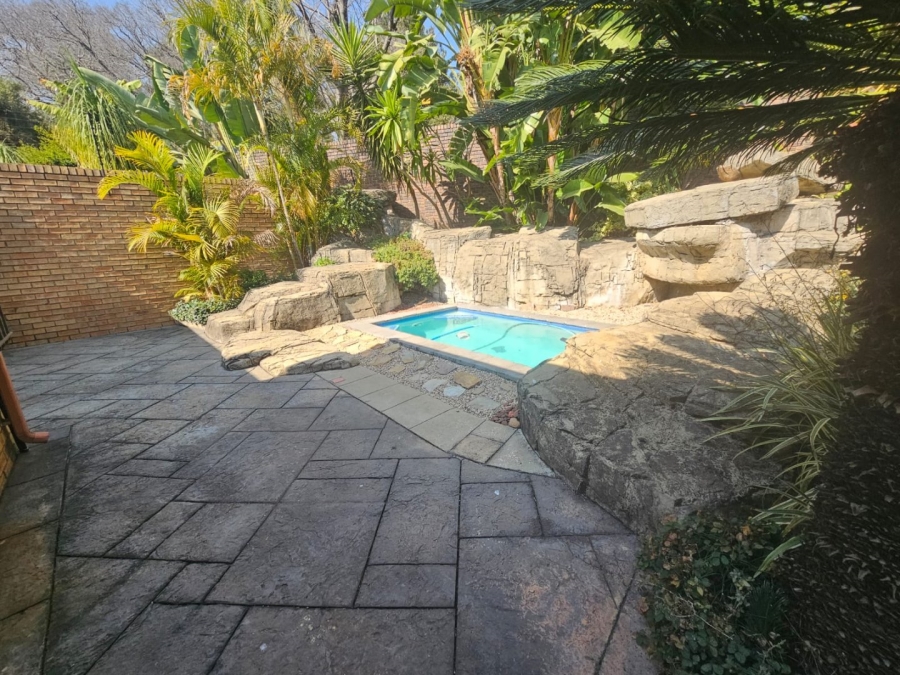 3 Bedroom Property for Sale in Waterkloof Gauteng