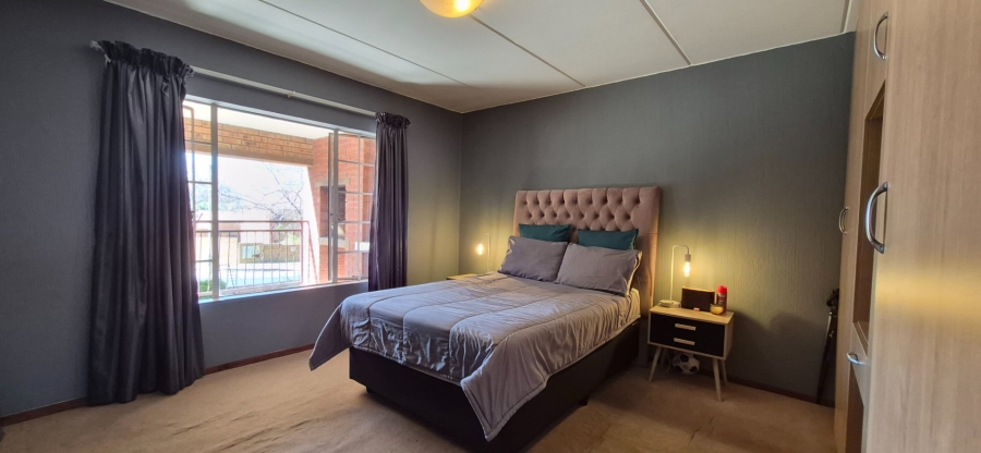 2 Bedroom Property for Sale in Sundowner Gauteng