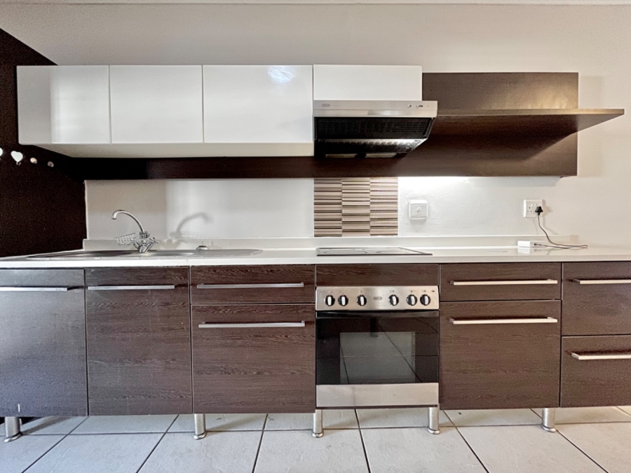2 Bedroom Property for Sale in Douglasdale Gauteng
