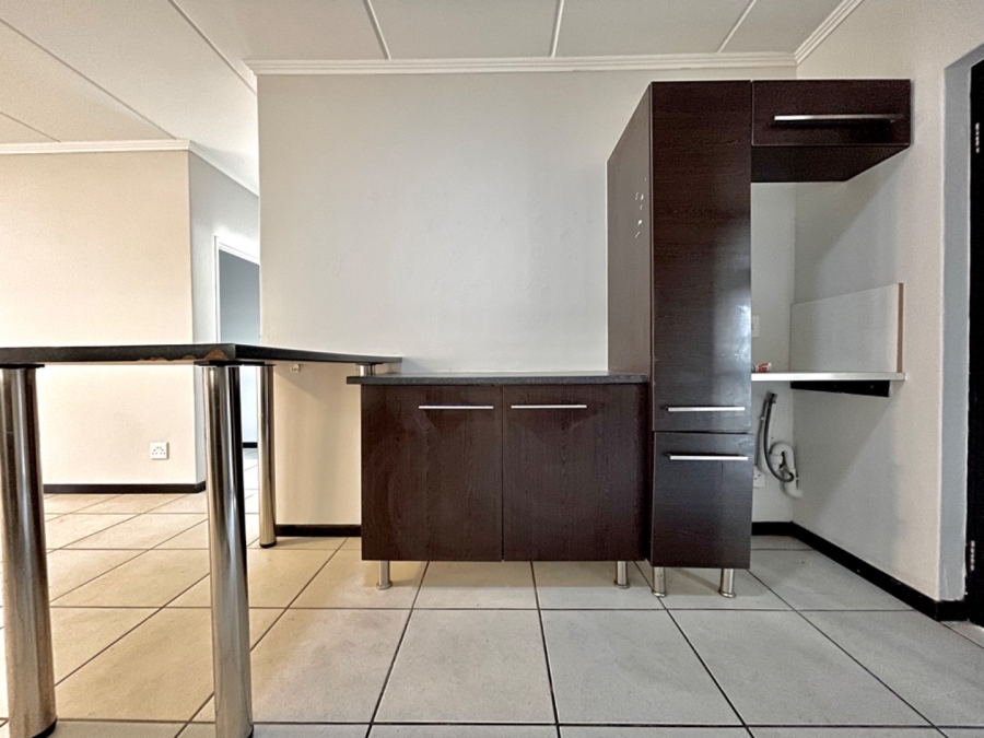 2 Bedroom Property for Sale in Douglasdale Gauteng
